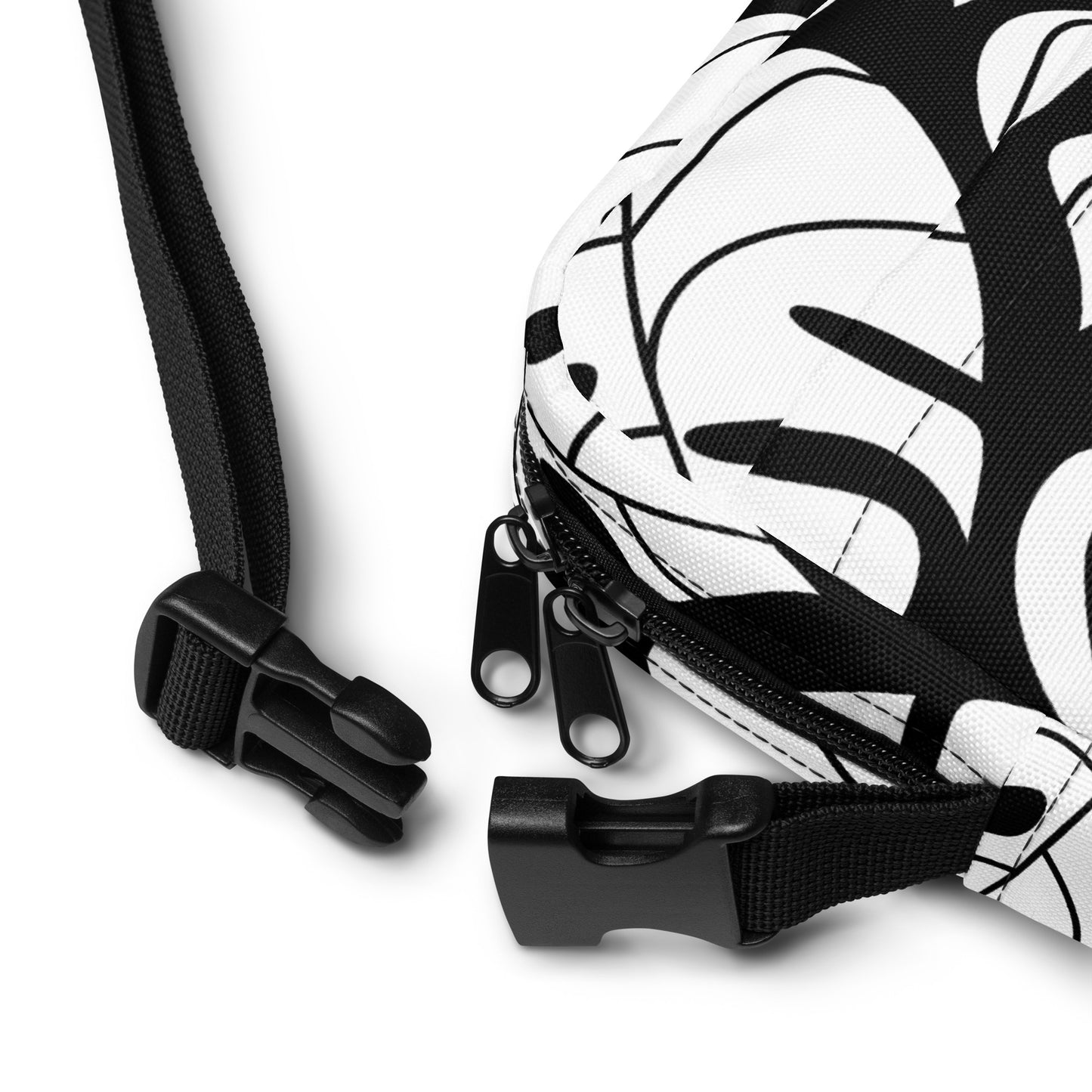 THE FENUA Crossbody Bag Monstera